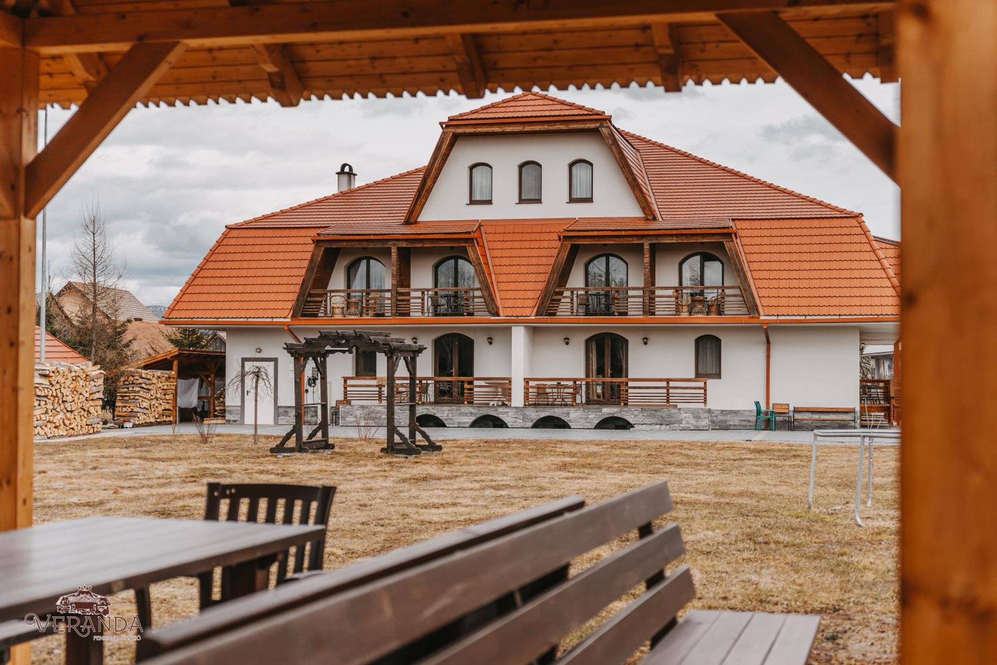 Veranda Panzio Remetea  Exteriör bild