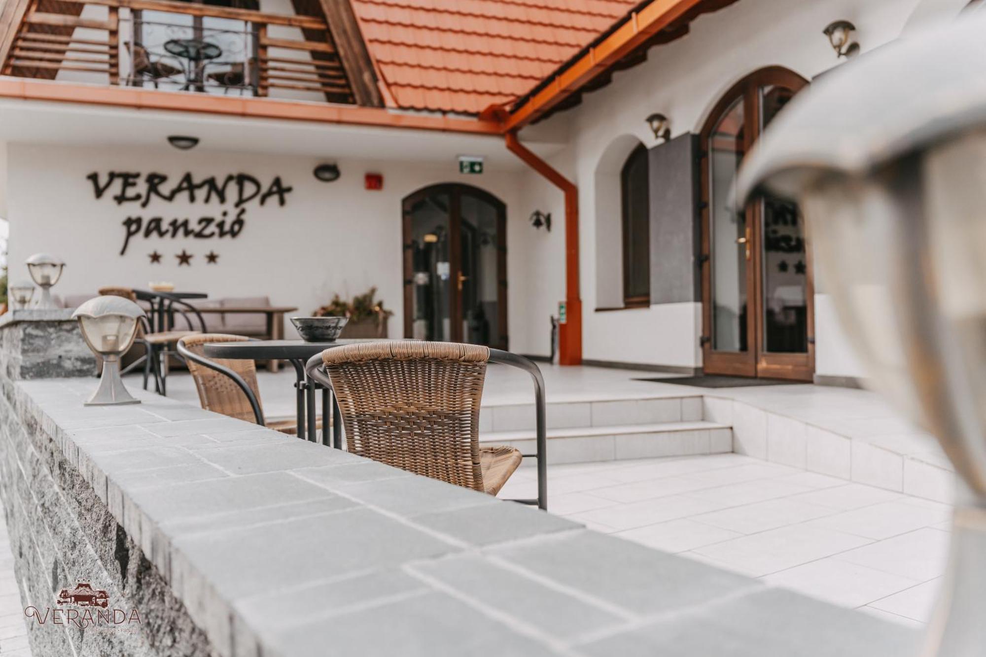 Veranda Panzio Remetea  Exteriör bild